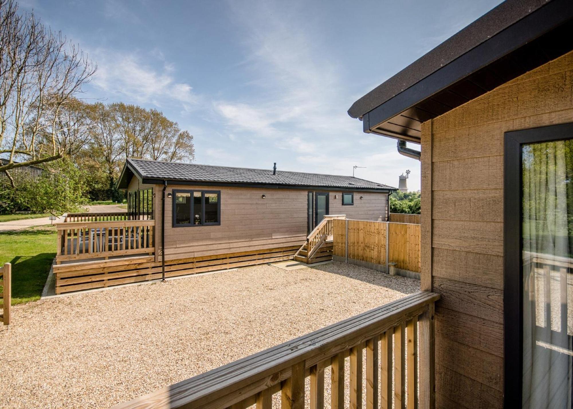 Hawthorn Glen Lodges Downham Market Bagian luar foto